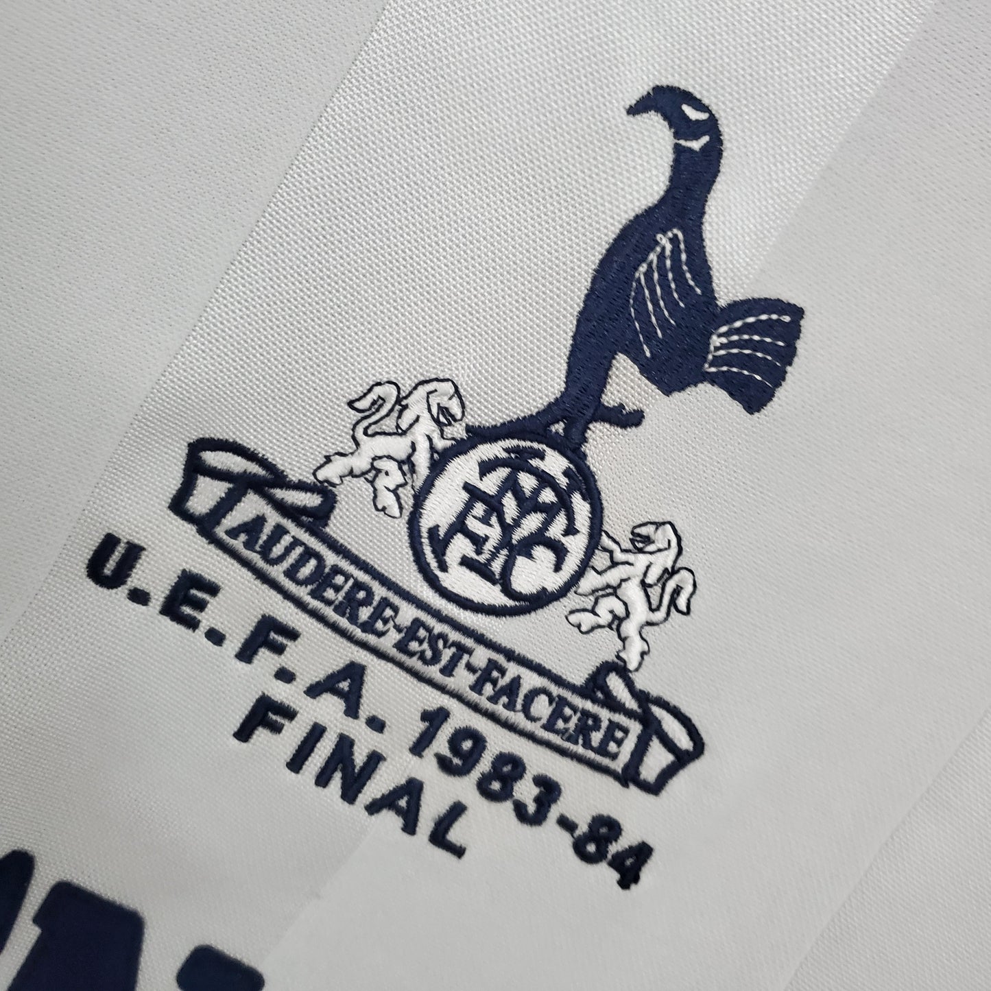 Tottenham 83/84