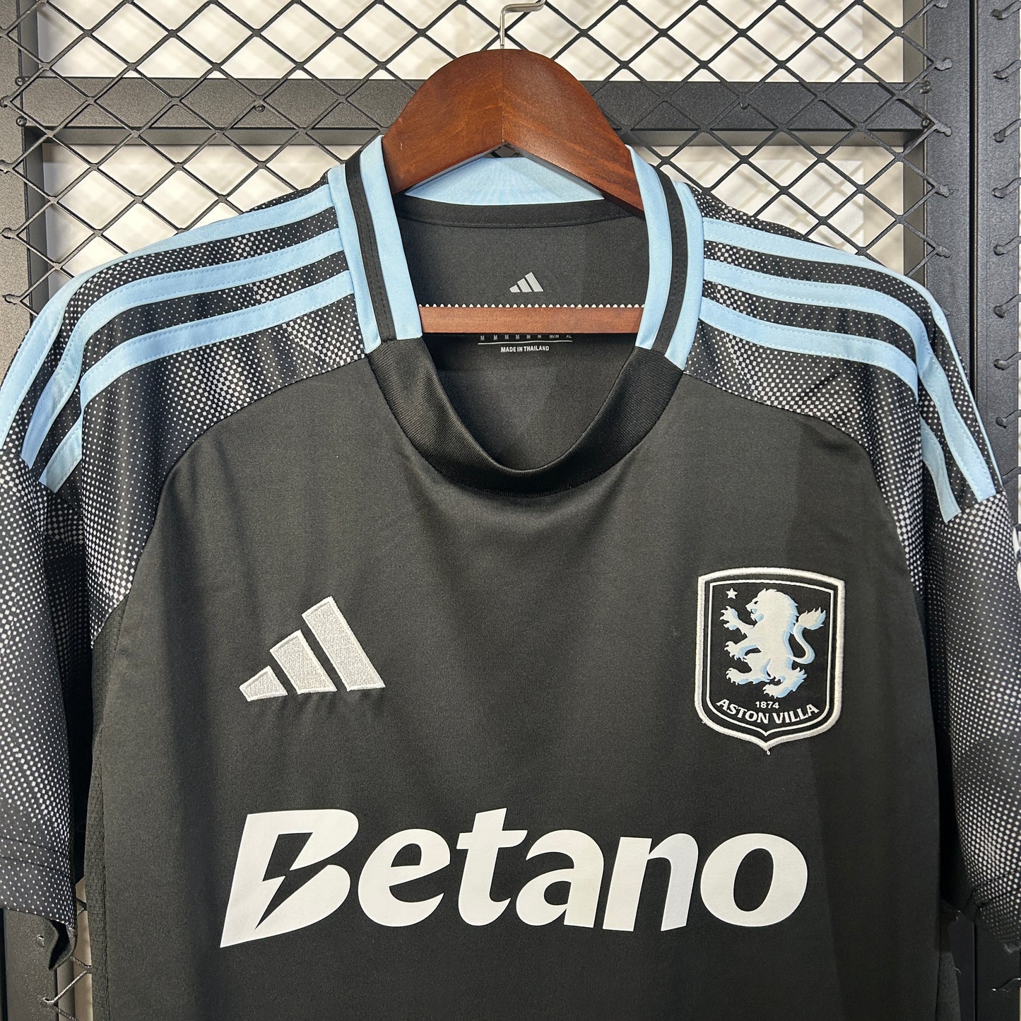 Aston Villa Visitante 25/26